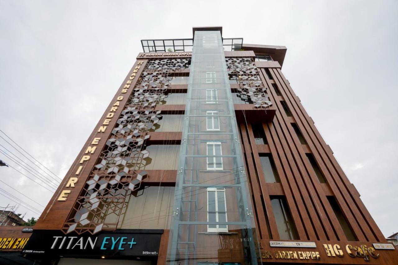 Heavens Garden Empire Hotel Guwahati Bagian luar foto
